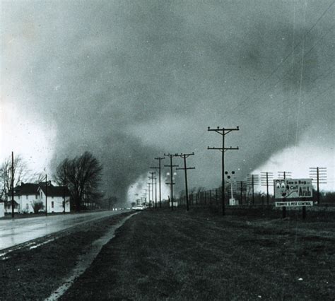 10 Worst U.S. Tornado Outbreaks | The Weather Channel