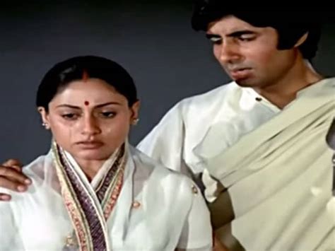 Amitabh Bachchan's Abhimaan Stories, 42 Years After it Released