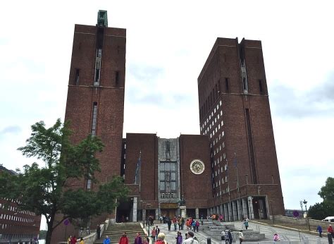 Oslo City Hall | A Newbie in Norway