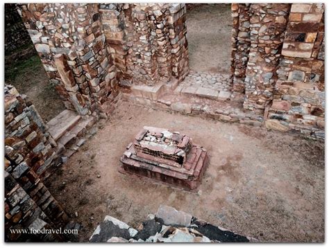 Tomb of Balban Mehrauli - The First Indian Tomb to have True Arch