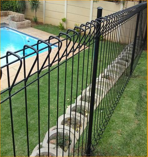 Black welded wire fence | Welded wire fence, Wire fence panels, Fence