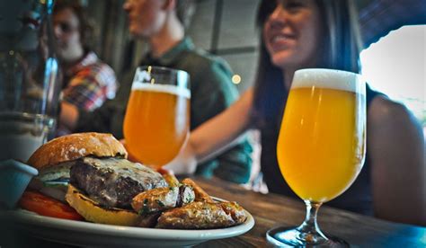 Guide: How to Pair Beers and Burgers for Summer | American beer, Beer festival, American