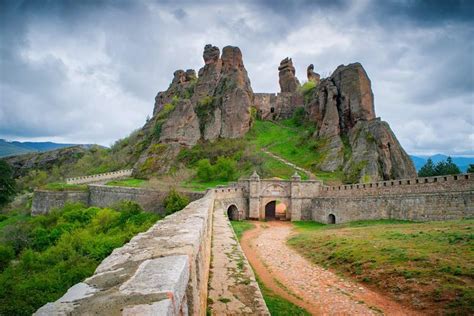 Caverna Belogradchik Rocks & Venetsa / Pequeno grupo maior experiência: experiência oferecida ...