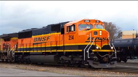 BNSF Rebuilt SD75M #254 leads EVEROO through Vancouver, WA - YouTube