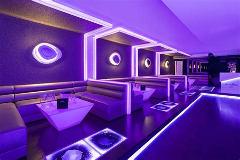 Pin by Raul Hernandez on La zona | Nightclub design, Bar lounge design, Bar design restaurant
