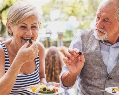 Healthy Snacks for Seniors - Blog | Healthy Options