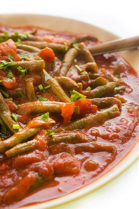 Lebanese Green Beans with Tomatoes | Recipe | Green beans, Food recipes, Vegetable dishes