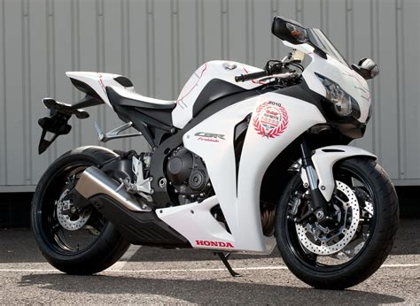 Honda CBR1000RR Fireblades Special Edition Pictures, Photos, Wallpapers. | Top Speed