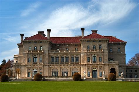 Photo 336-20: The Breakers Mansion. Newport, Rhode Island