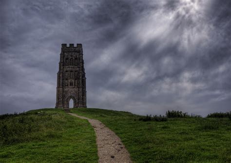 Near the top of Glastonbury Tor | Glastonbury Tor Approachin… | Flickr