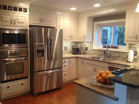 Four Seasons Style: The NEW kitchen - remodel on a budget!! Budget Kitchen Remodel, Galley ...