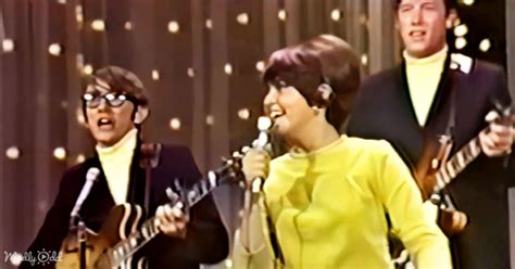 1965 Time Capsule: ‘We Five’s’ Unforgettable Performance of ‘You Were on My Mind’ – Madly Odd!