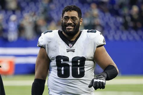 Eagles OT Jordan Mailata Is in Store for an Emotional New Years Day Gift