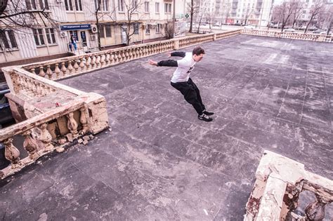 Parkour.com | What equipment do I need for Parkour? (Parkour Gear List)