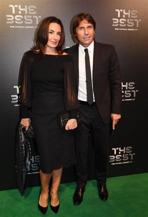 Antonio Conte with his wife Elisabetta - FootTheBall