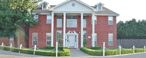 Woodrow House Bed & Breakfast | Lubbock Lodging across from Texas Tech University