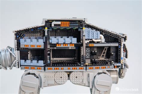 LEGO Star Wars 75313 UCS AT-AT - TBB Review - MYE27-91 - The Brothers ...