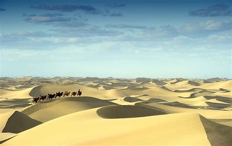 Types of Sand Dunes - WorldAtlas