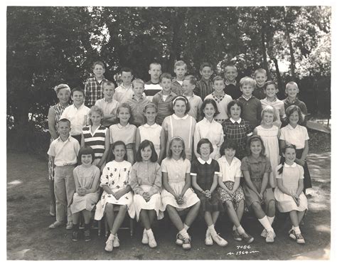 Ross School 4th grade class picture (1963 - 1964), Mrs. Alesio's class