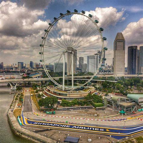 Singapore Flyer - Timings, Ferris Wheel Tickets, Dining