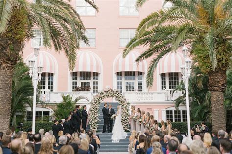 A Dreamy Pink Palace Wedding in the Gulf Coast ⋆ Ruffled