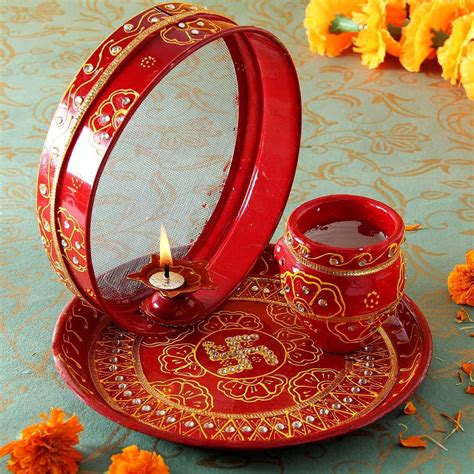 Karva Chauth Sargi Pooja Thali - Indiagift.in | Online birthday gifts, Birthday gifts for ...