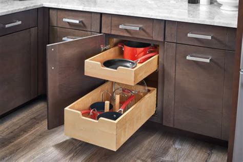 The Pros to Having Drawers Instead of Lower Cabinets | The Kitchn