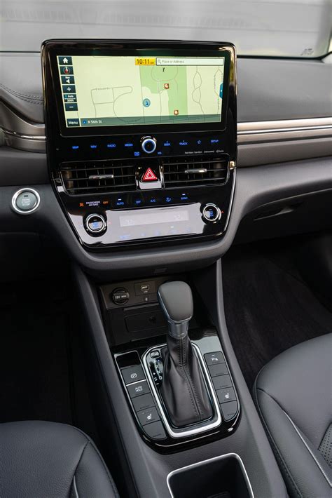 2020 Hyundai Ioniq Hybrid: Functional and frugal - CNET