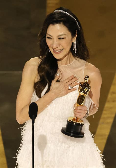 Best Actress Michelle Yeoh in Moussaieff at Oscars 95th Academy Awards | News Hub Asia