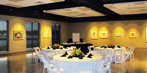 Wichita Falls Museum of Art Weddings | Get Prices for Wedding Venues