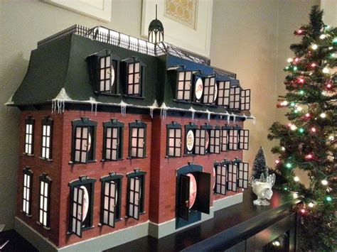 THE MOST ACCURATE CHRISTMAS VACATION HOUSE. Designed for the film connoisseur, t… | Christmas ...