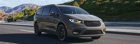 See the New Chrysler Pacifica in Princeton, IL | Features Review