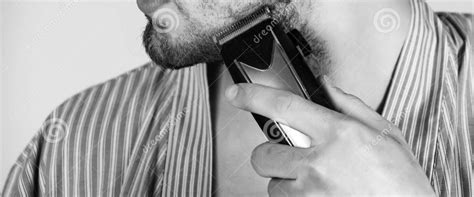 Best Waterproof Beard Trimmer - Shave Magazine