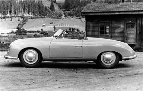 A Brief History on the Origins of the Porsche 356