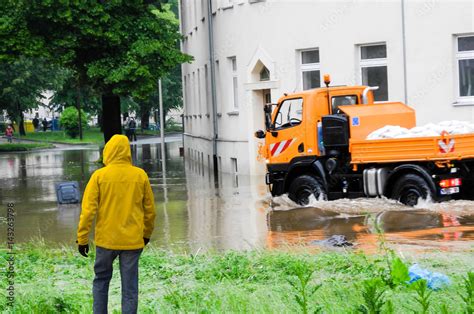 Hochwasser Klimawandel Stock Photo | Adobe Stock