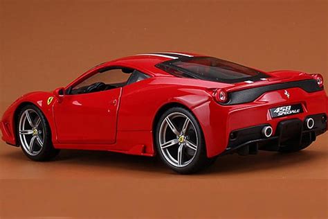 Ferrari 458 Speciale Diecast Car Model 1:18 Scale Red [SD03H012]