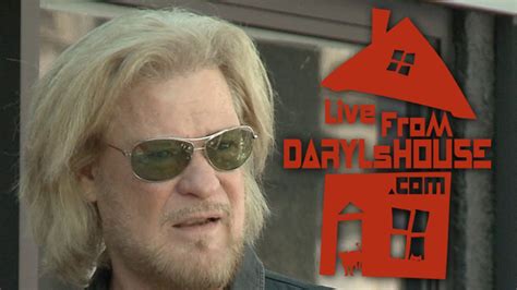 Daryl Hall Suing New York Town Over Occupancy at 'Daryl's House'