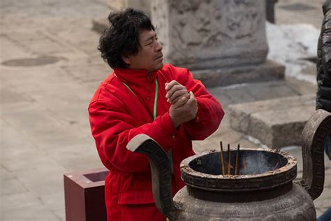 spiritual warmth | at a temple fair - celebrating chinese ne… | Flickr