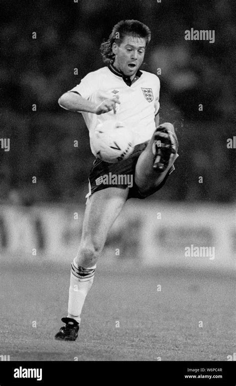 CHRIS WADDLE, ENGLAND and TOTTENHAM HOTSPUR FC, 1988 Stock Photo - Alamy