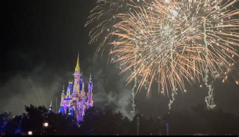 Magic Kingdom 50th Fireworks Dessert Parties: Disney Enchantment