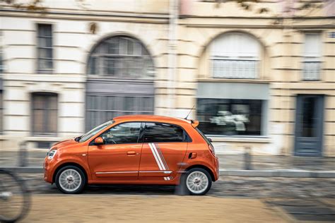 2021 Renault Twingo Electric Detailed, Offers Longer Range Than ...