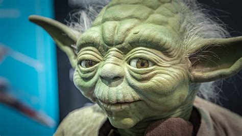 Making the Perfect Yoda Puppet Replica - YouTube