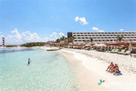 Hyatt Ziva Cancun Review: What To REALLY Expect If You Stay