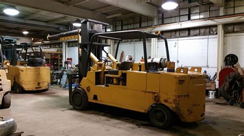 30,000lb. to 40,000lb. Capacity Cat Forklift For Sale | Call 616-200-4308