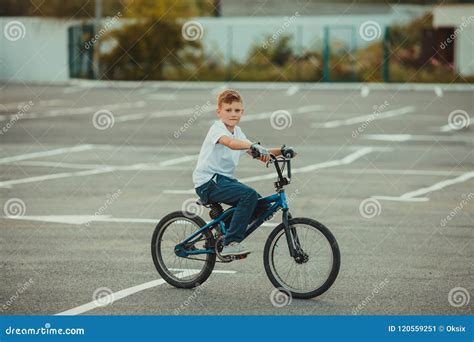 Bmx biking stunts stock image. Image of ride, leisure - 120559251