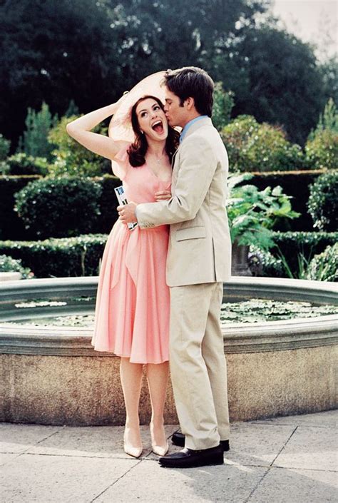 Anne Hathaway (Mia Thermopolis) & Chris Pine (Nicholas Devereaux) - The Princess diaries 2 ...