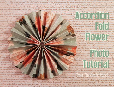 The Craft Patch: Accordion Fold Paper Flowers