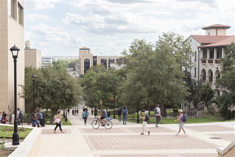 Texas State University seeks public-private partnership for on-campus ...