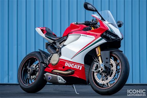 2012 Ducati Panigale 1199 S Tricolore With 27 Miles – Iconic Motorbike Auctions