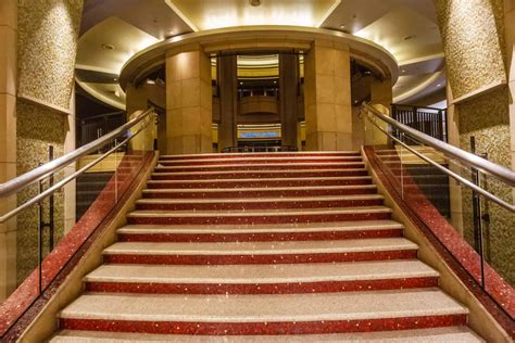 Inside Hollywood's Dolby Theatre, the World's Most Famous Auditorium